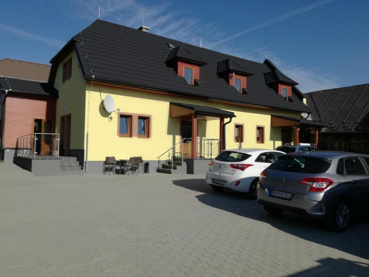 Apartments Club Telgárt Eksteriør billede